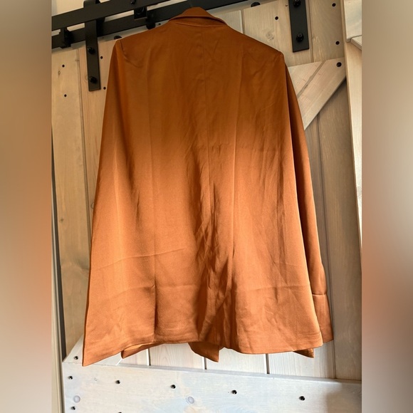 NWT Skies Are Blue Satin Cape Blazer - Picture 7 of 7